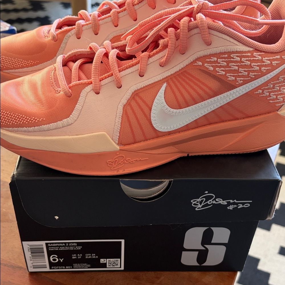 Nike Sabrina 6Y Worn Once